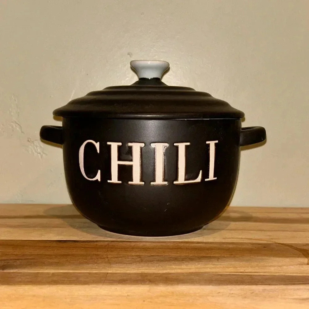 Ceramic Chili Pot with Lid and Spoon. Black and White. Holds 24 oz. Brand New!! - Picture 2 of 9